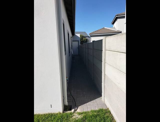 3 BEDROOM PROPERTY TO RENT IN PARKLANDS